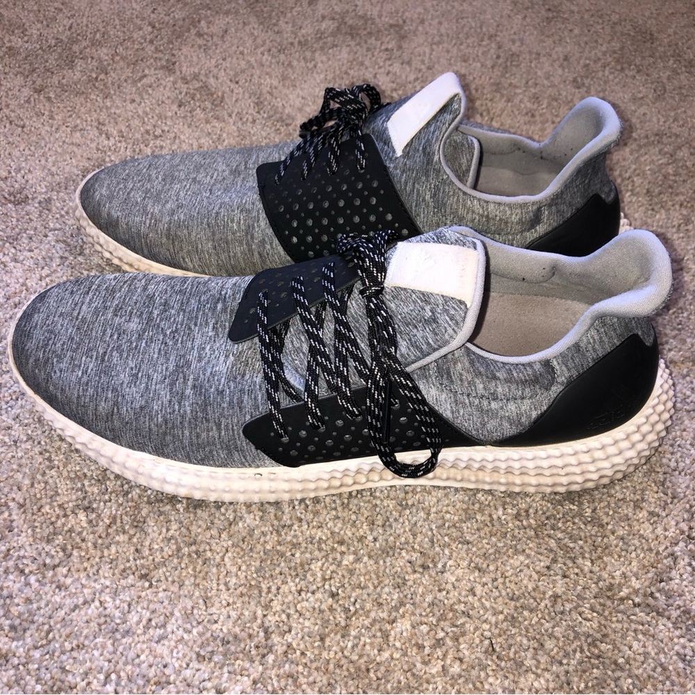 Adidas 24/7 TR tennis shoes